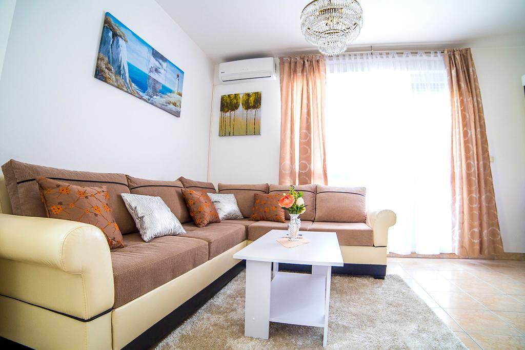 Split Apartments Shell Exterior foto